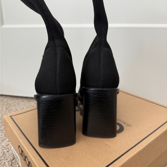 Elegant Black Women's Ankle Boots - Picture 5 of 6